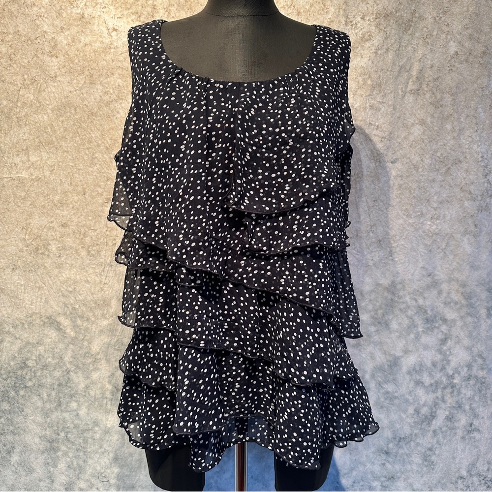 Dress Barn Black and White ruffled Sleeveless Blouse size L